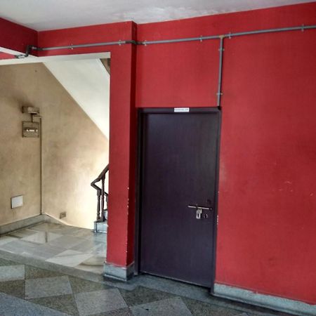 Renu Guest House Калькутта Экстерьер фото