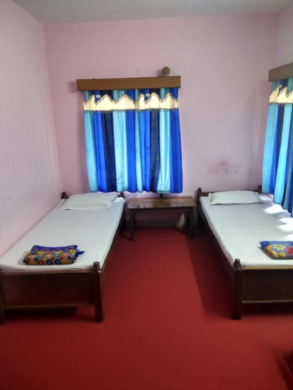 Renu Guest House Калькутта Экстерьер фото