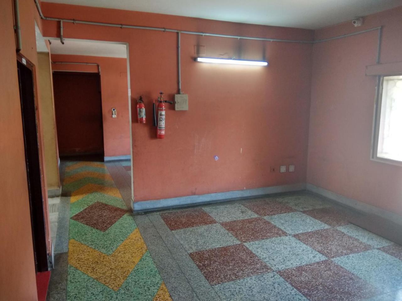 Renu Guest House Калькутта Экстерьер фото